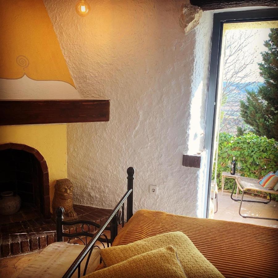 Arianella Holiday Home Penedes トロイジェス・デ・フォイシュ エクステリア 写真