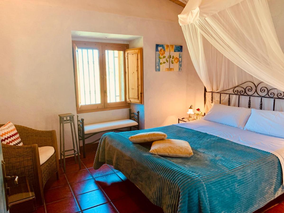Arianella Holiday Home Penedes トロイジェス・デ・フォイシュ エクステリア 写真